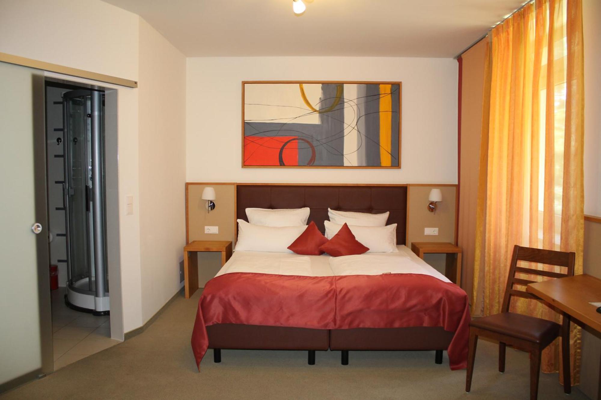 Landhotel-neunburg Hotel 4*